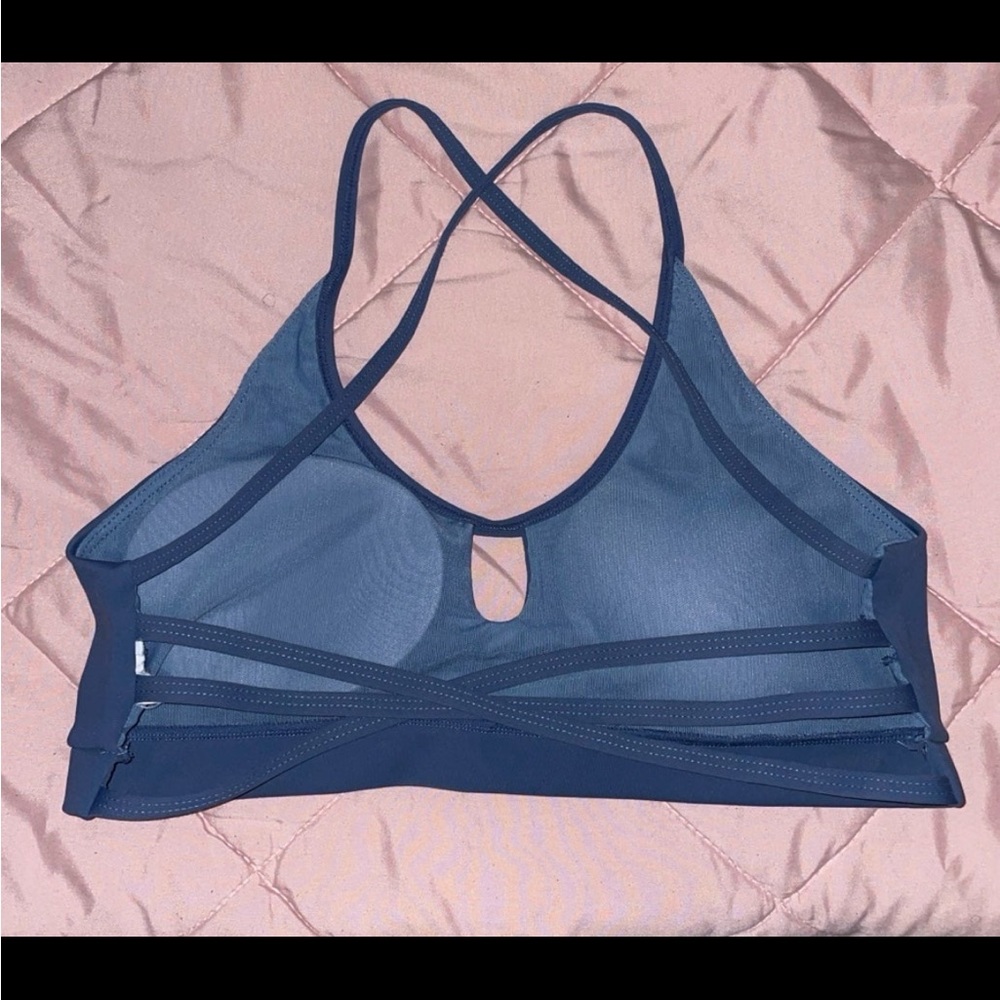 Sports bra - Picture 2 of 4